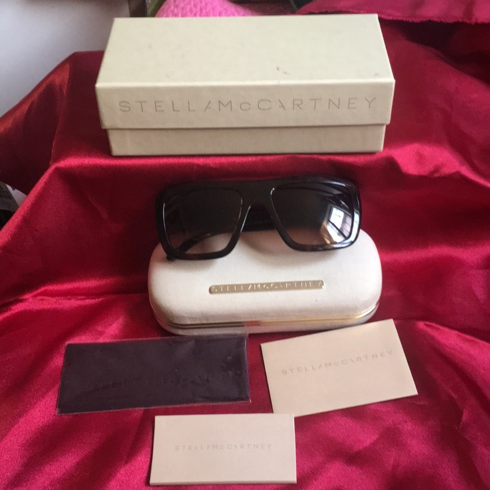 Stella McCartney sunglasses.